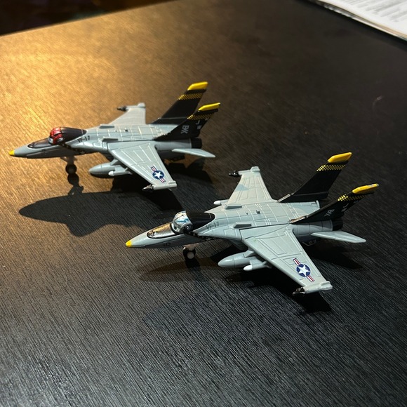 Disney Pixar Planes "Bravo" Fighter Jet • Mattel Die-Cast • 1:55 Scale - Picture 6 of 8